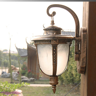 Giới thiệu 3 mẫu đèn trang trí sân vườn được yêu thích nhất 2018